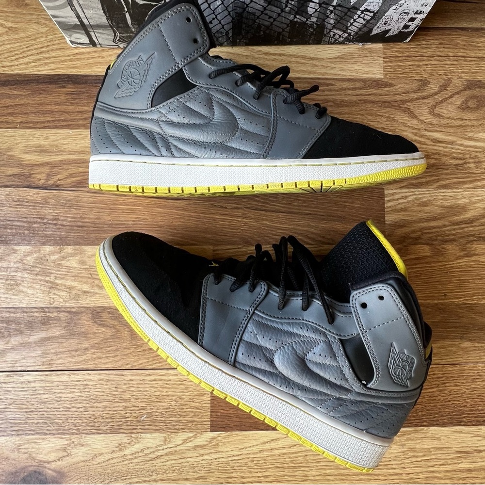 Jordan 1 Retro 99 cool Gray vibrant Sneakers 2014 654140-032